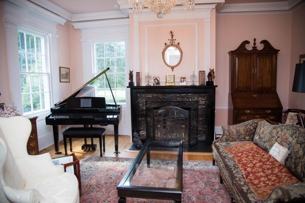 Bykenhulle House Bed And Breakfast Hopewell Junction Esterno foto